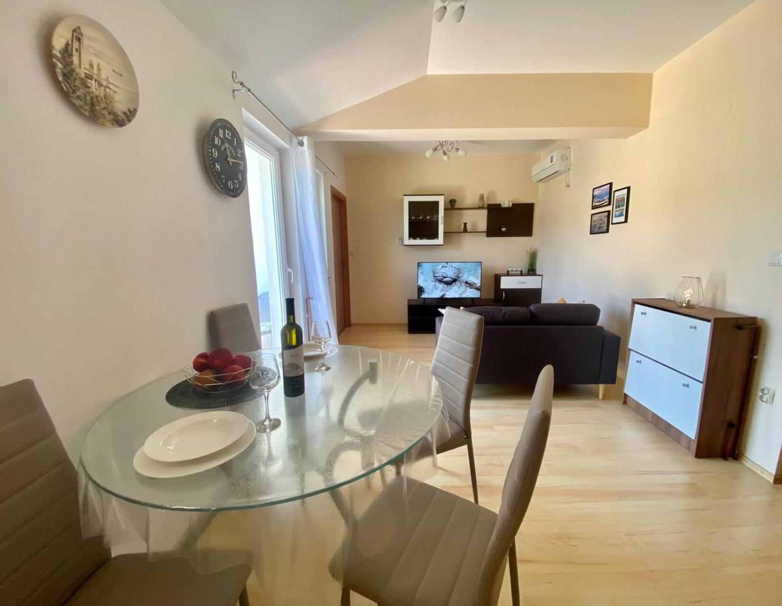 Apartmani Franciska Раб Екстериор снимка