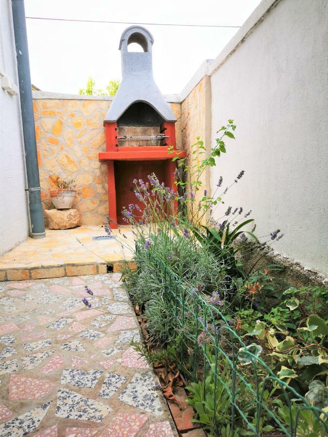 Apartmani Franciska Раб Екстериор снимка